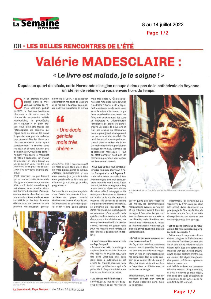 Portrait de Valérie Madesclaire relieuse dans l'hebdomadaire La Semaine du Pays Basque juillet 2022